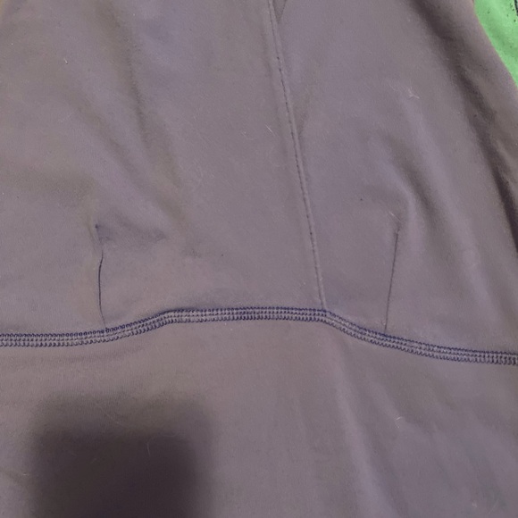 Lululemon workout top - Picture 5 of 5